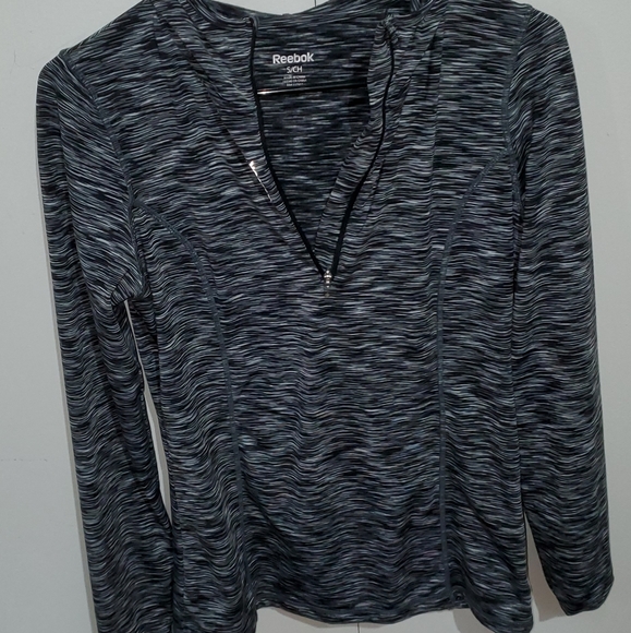 Reebok grey active wear - Picture 1 of 3